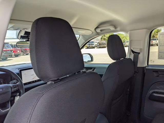 2026 Oxford White Ford Maverick XL FWD Truck