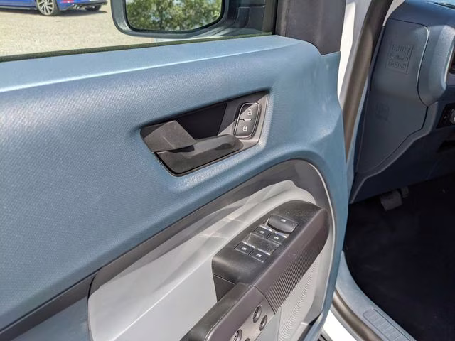 2026 Oxford White Ford Maverick XL FWD Truck