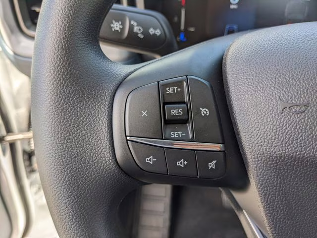 2026 Oxford White Ford Maverick XL FWD Truck