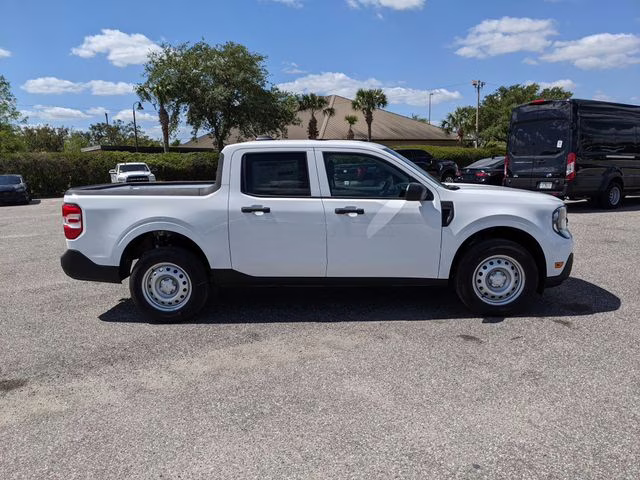 2026 Oxford White Ford Maverick XL FWD Truck