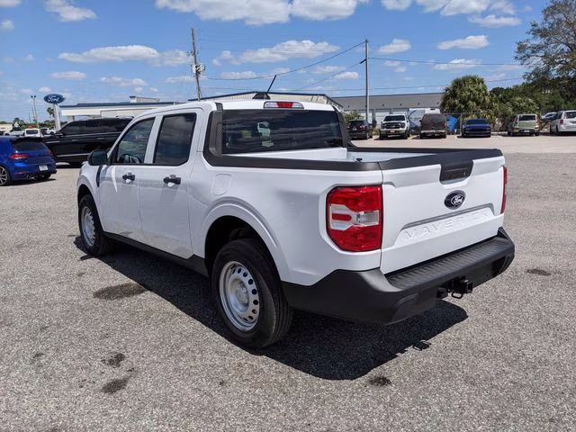 2026 Oxford White Ford Maverick XL FWD Truck