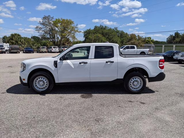 2026 Oxford White Ford Maverick XL FWD Truck