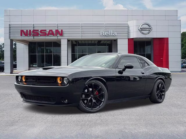 2022 Dodge Challenger GT Auto's photo