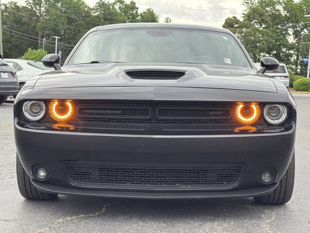 2022 Pitch Black Clearcoat Dodge Challenger GT RWD Coupe