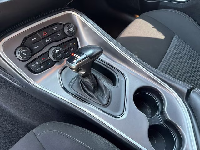 2022 Pitch Black Clearcoat Dodge Challenger GT RWD Coupe