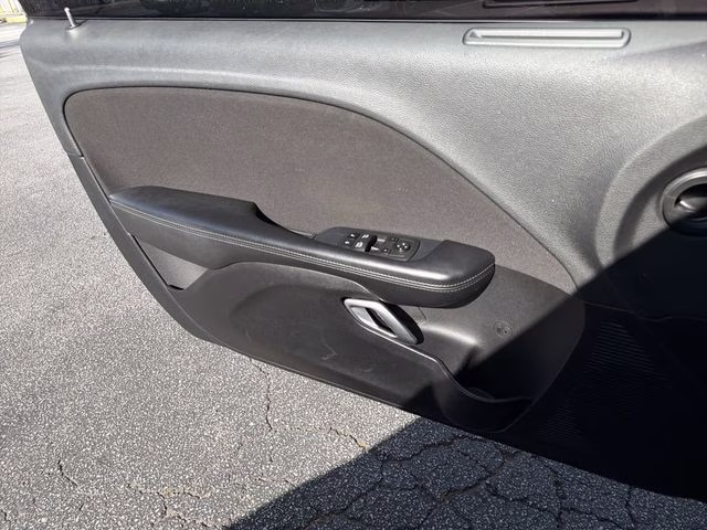 2022 Pitch Black Clearcoat Dodge Challenger GT RWD Coupe