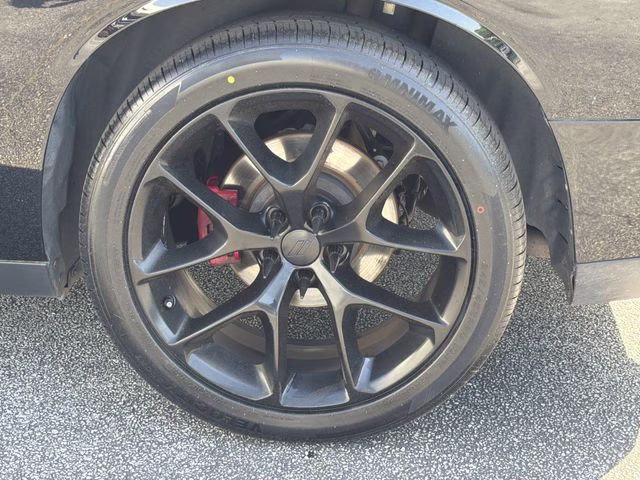 2022 Pitch Black Clearcoat Dodge Challenger GT RWD Coupe