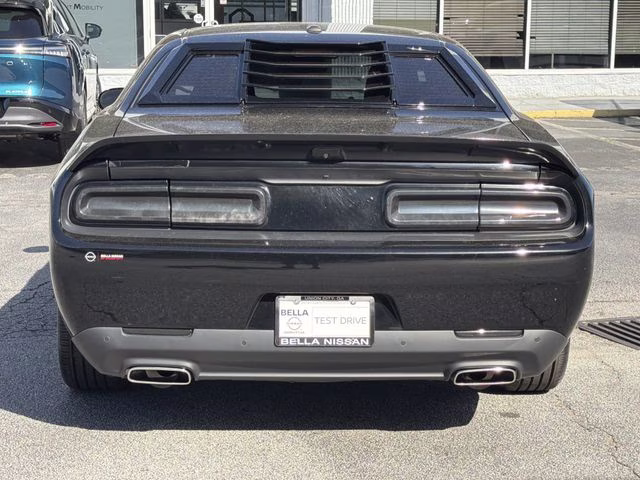 2022 Pitch Black Clearcoat Dodge Challenger GT RWD Coupe