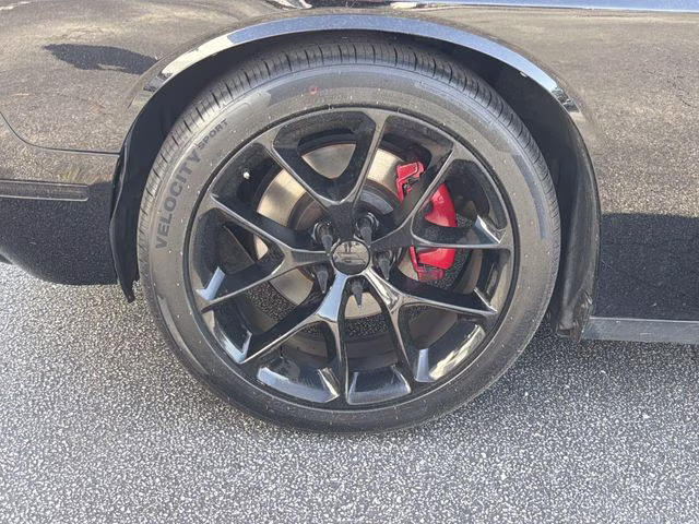 2022 Pitch Black Clearcoat Dodge Challenger GT RWD Coupe