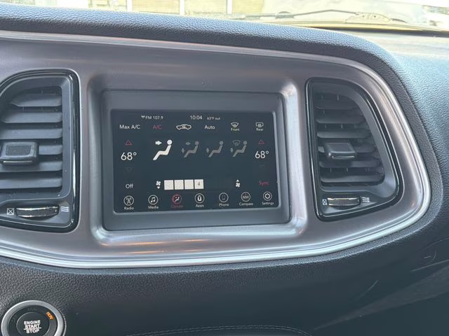 2022 Pitch Black Clearcoat Dodge Challenger GT RWD Coupe