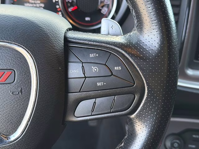 2022 Pitch Black Clearcoat Dodge Challenger GT RWD Coupe