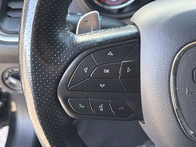 2022 Pitch Black Clearcoat Dodge Challenger GT RWD Coupe