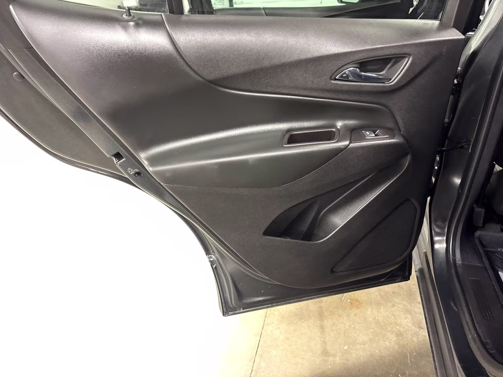 2018 Nightfall Gray Metallic Chevrolet Equinox LT AWD SUV