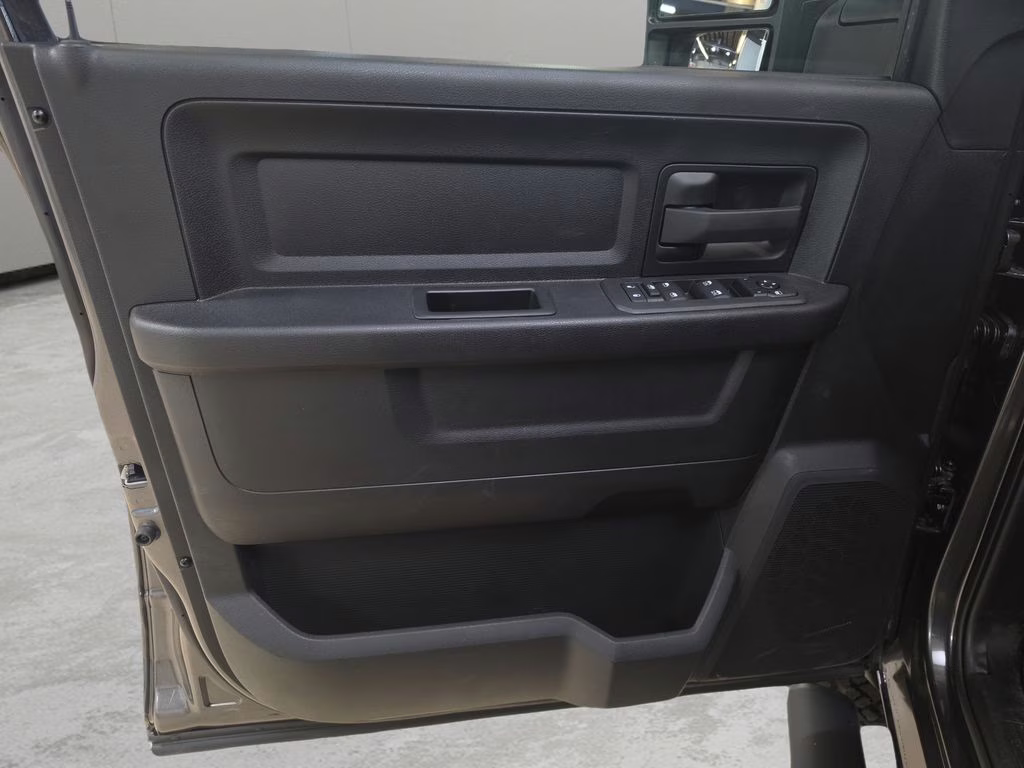 2026 Granite Crystal Metallic Clearcoat Ram 2500 Tradesman 4X4 Truck