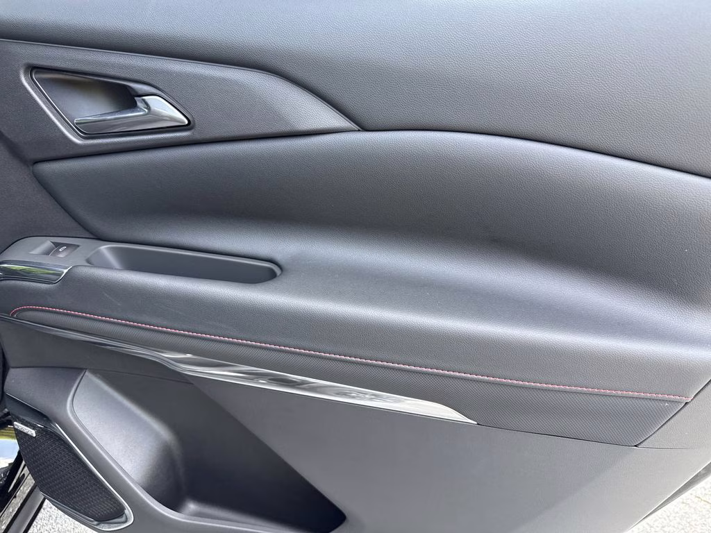 2026 Mosaic Black Metallic Chevrolet Traverse RS FWD SUV