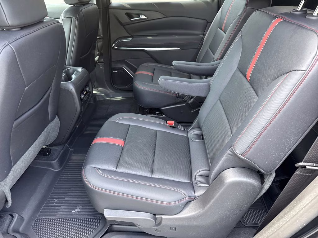 2026 Mosaic Black Metallic Chevrolet Traverse RS FWD SUV