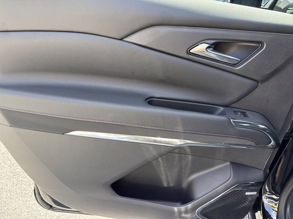 2026 Mosaic Black Metallic Chevrolet Traverse RS FWD SUV