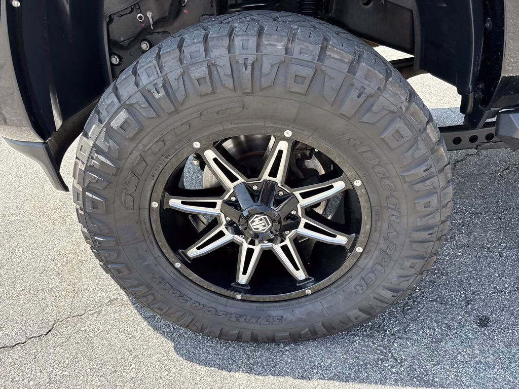 2022 Diamond Black Crystal Pearlcoat Ram 3500 Laramie 4X4 Truck