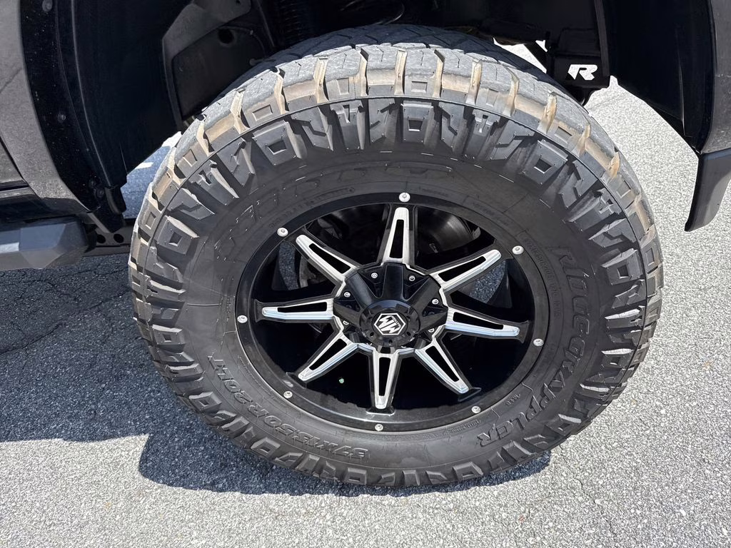 2022 Diamond Black Crystal Pearlcoat Ram 3500 Laramie 4X4 Truck