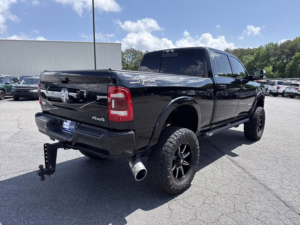 2022 Diamond Black Crystal Pearlcoat Ram 3500 Laramie 4X4 Truck