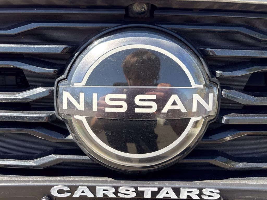 2023 Gun Metallic Nissan Altima 2.5 SL FWD Sedan