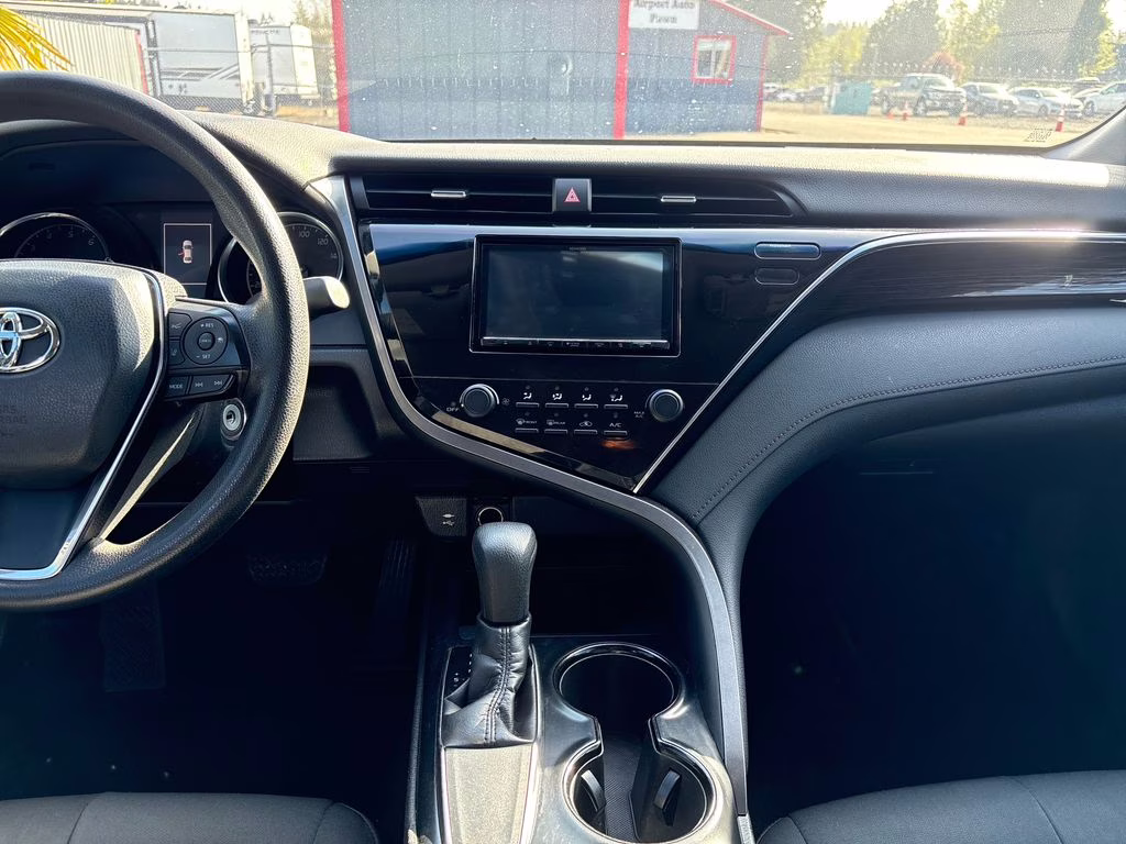 2018 Super White Toyota Camry LE FWD Sedan