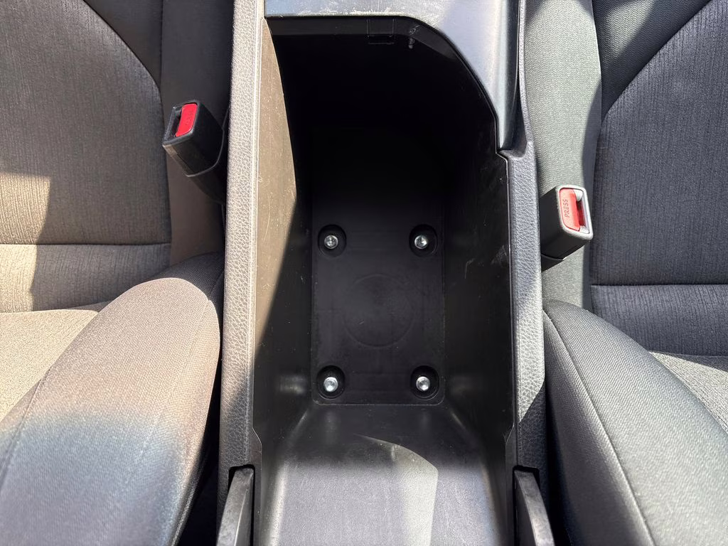2018 Super White Toyota Camry LE FWD Sedan