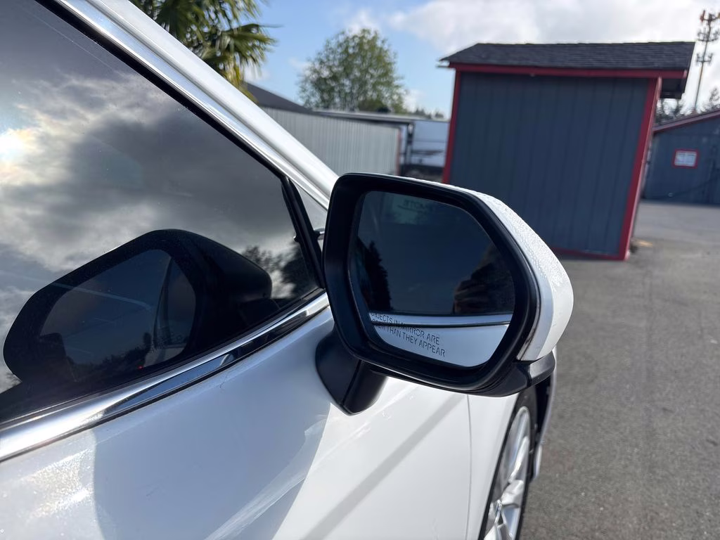 2018 Super White Toyota Camry LE FWD Sedan