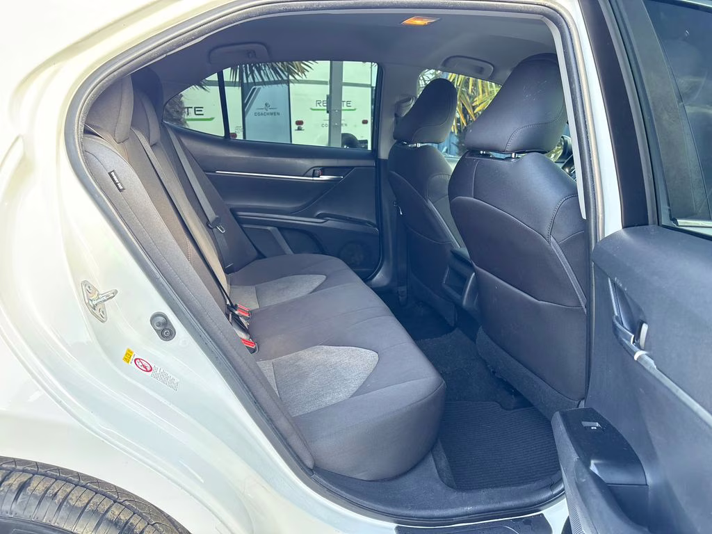 2018 Super White Toyota Camry LE FWD Sedan