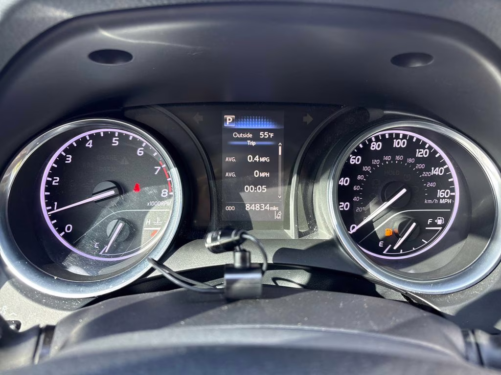 2018 Super White Toyota Camry LE FWD Sedan