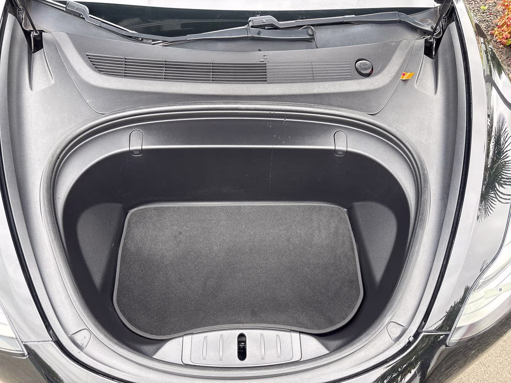 2018 Black Tesla Model 3 Long Range RWD Sedan