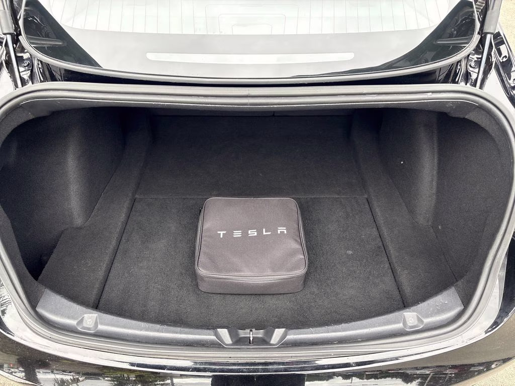 2018 Black Tesla Model 3 Long Range RWD Sedan