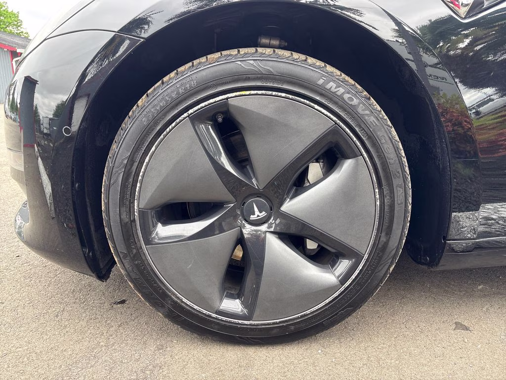 2018 Black Tesla Model 3 Long Range RWD Sedan