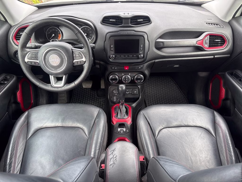 2017 Alpine White Jeep Renegade Trailhawk 4X4 SUV
