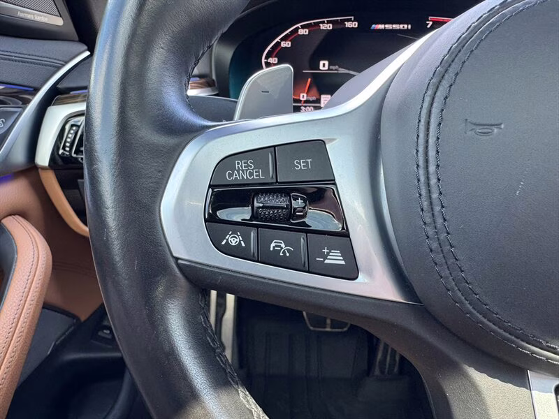 2020 Alpine White BMW 5 Series M550i xDrive AWD Sedan
