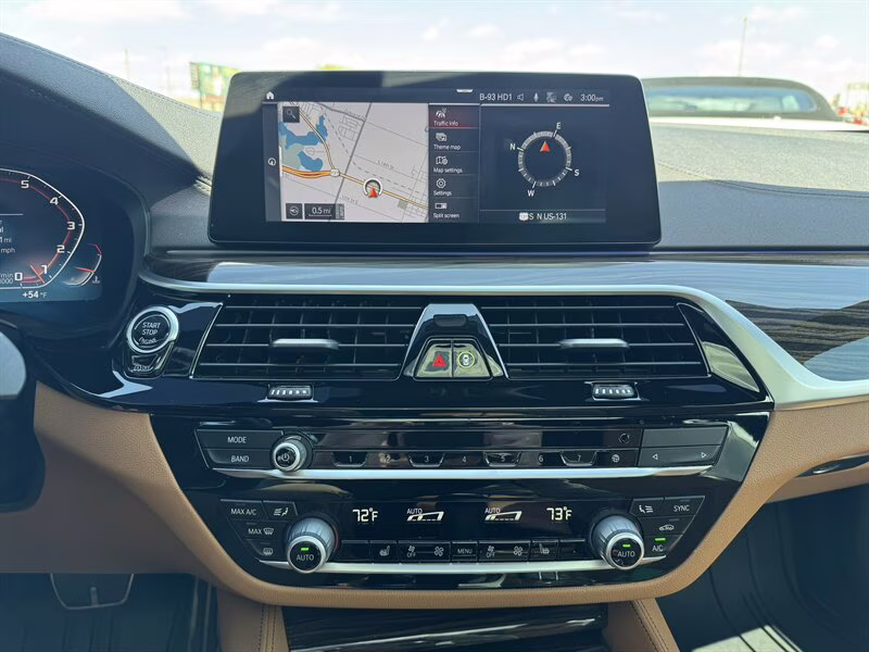 2020 Alpine White BMW 5 Series M550i xDrive AWD Sedan