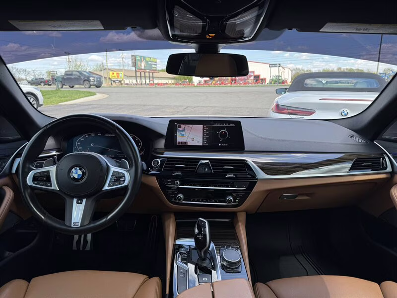 2020 Alpine White BMW 5 Series M550i xDrive AWD Sedan