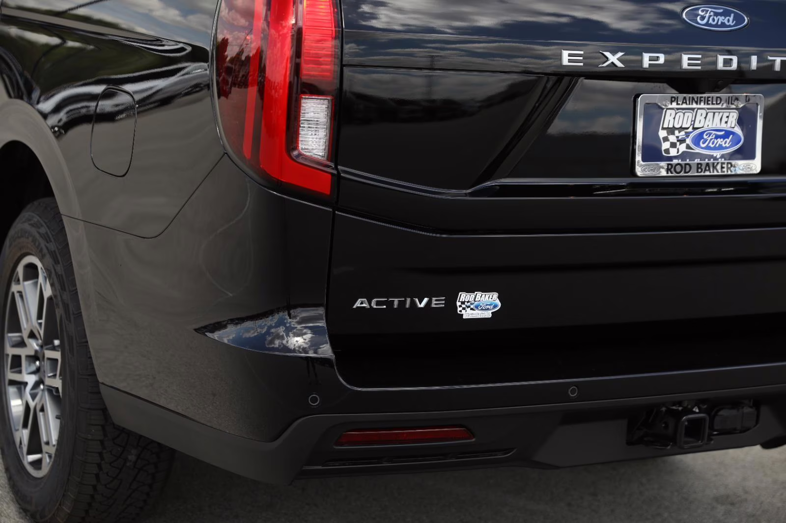 2026 Agate Black Metallic Ford Expedition Max Active 4X4 SUV