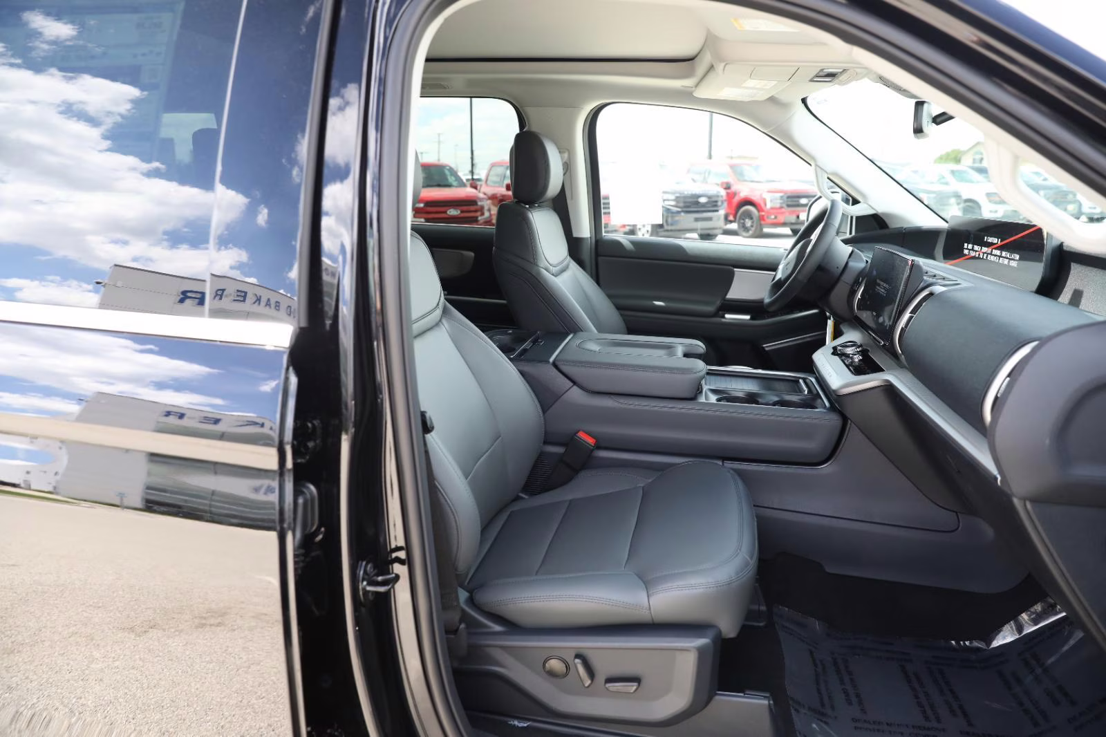 2026 Agate Black Metallic Ford Expedition Max Active 4X4 SUV