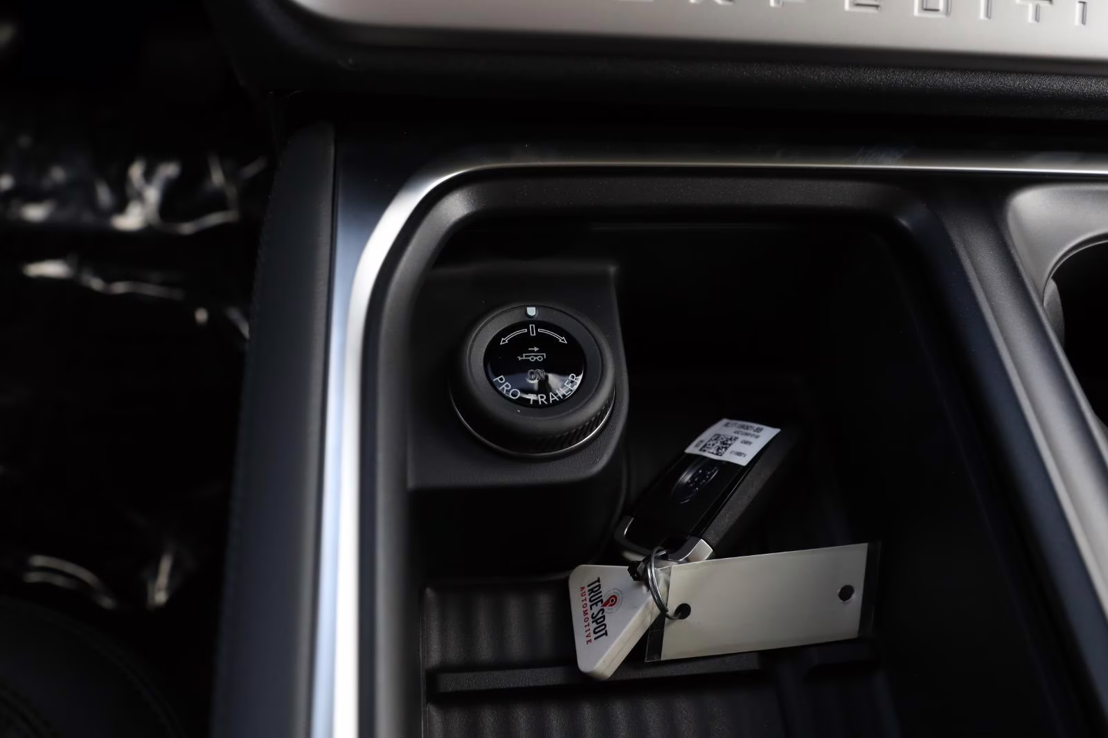2026 Agate Black Metallic Ford Expedition Max Active 4X4 SUV