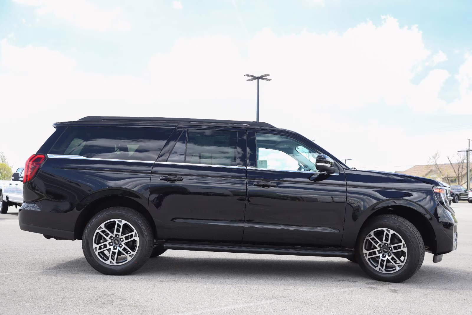 2026 Agate Black Metallic Ford Expedition Max Active 4X4 SUV