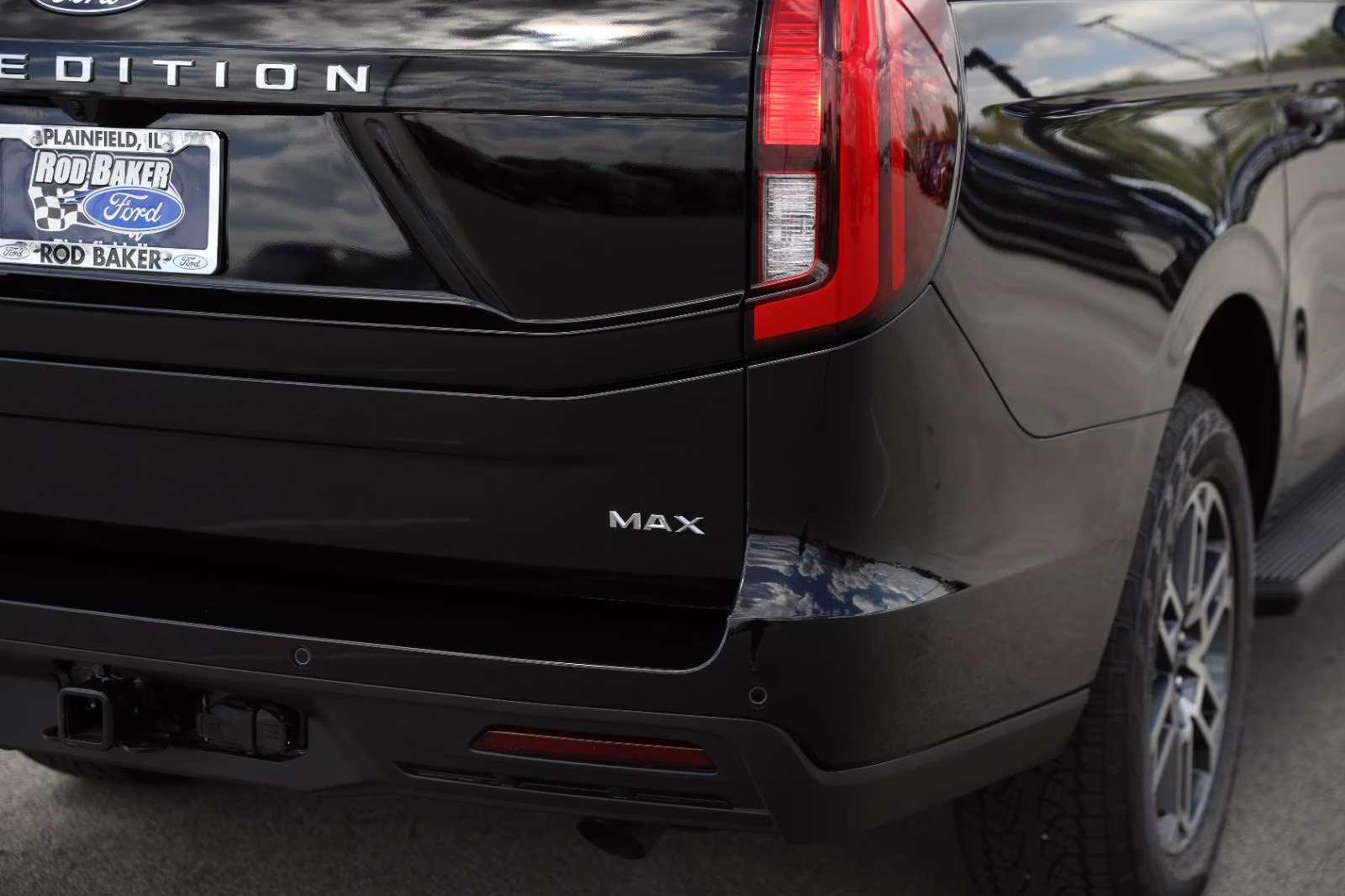 2026 Agate Black Metallic Ford Expedition Max Active 4X4 SUV