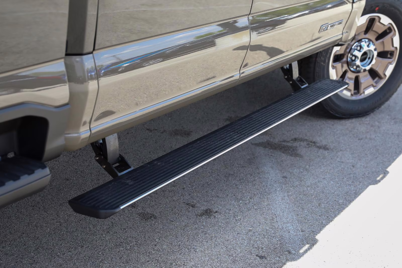 2026 Agate Black Metallic Ford Super Duty F-250 SRW King Ranch 4X4 Truck