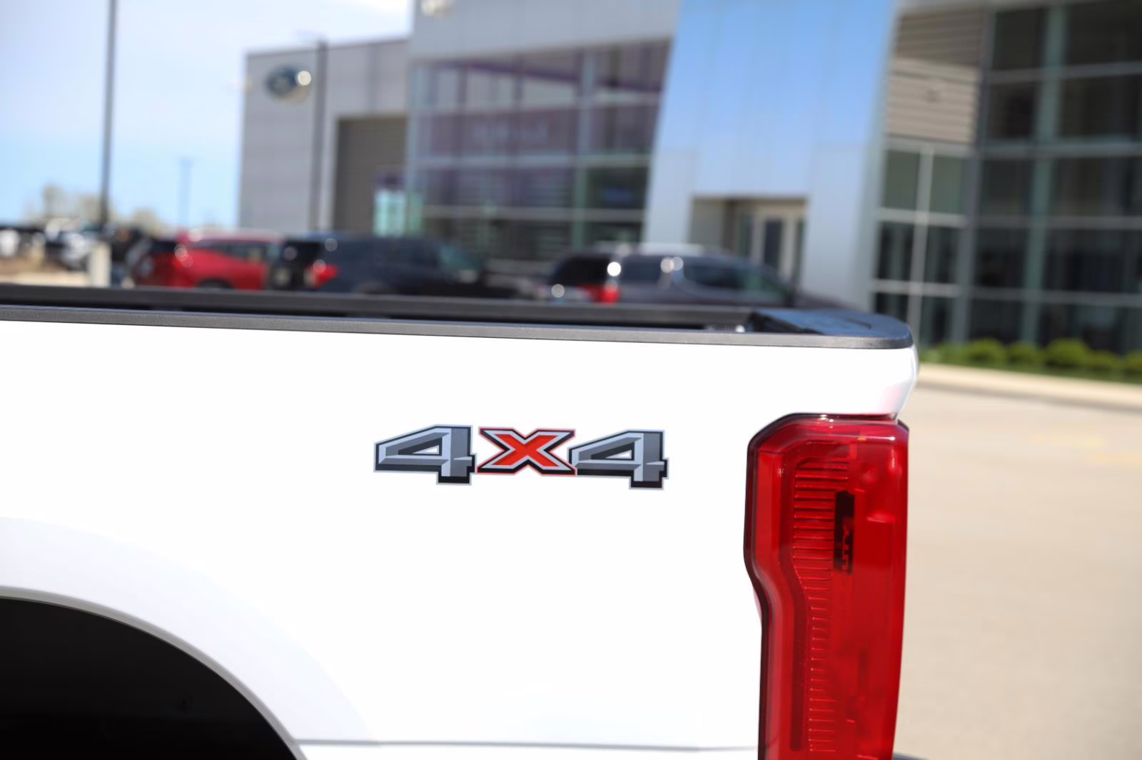 2026 Oxford White Ford Super Duty F-350 SRW XL 4X4 Truck