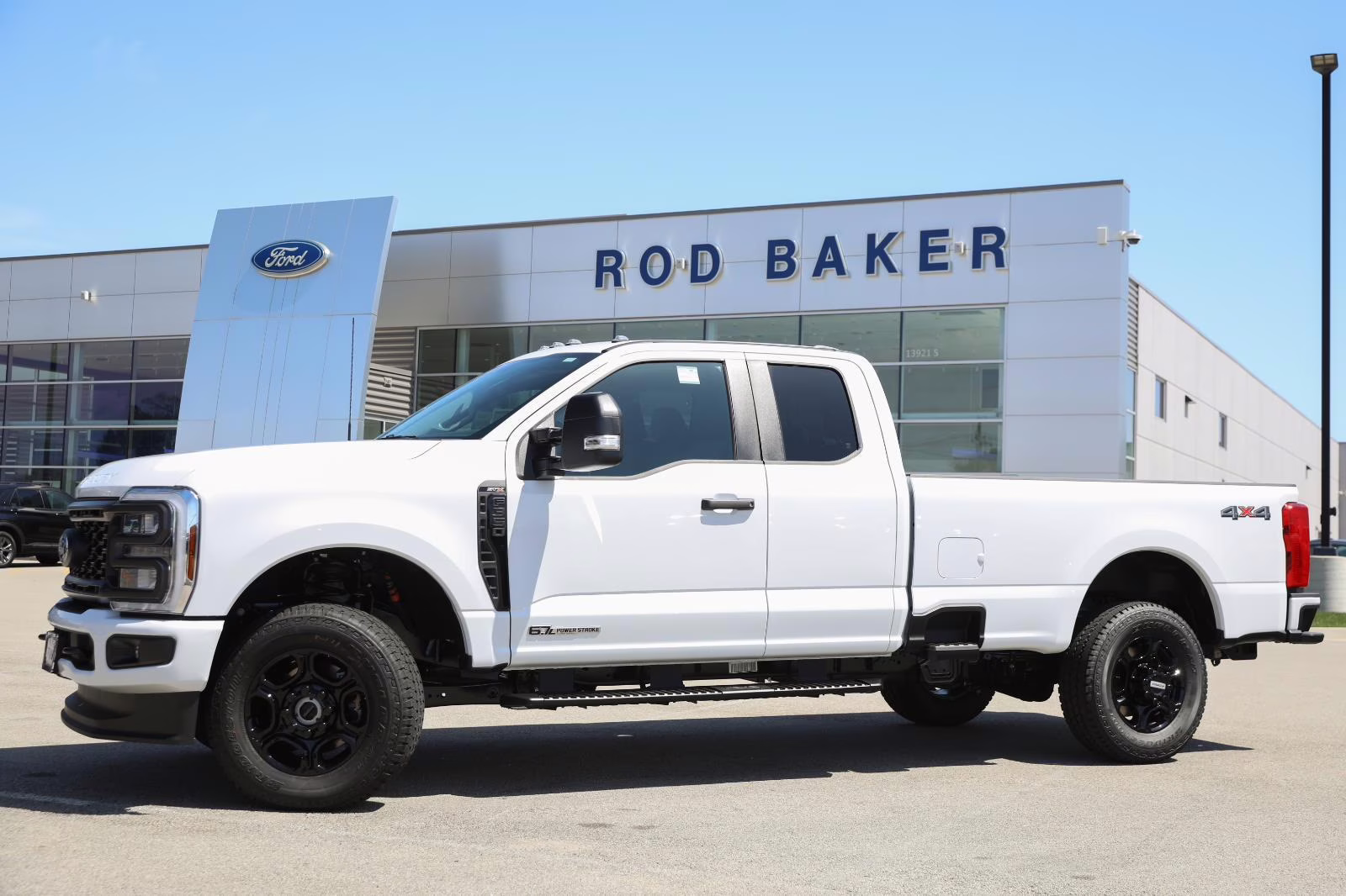 2026 Oxford White Ford Super Duty F-350 SRW XL 4X4 Truck