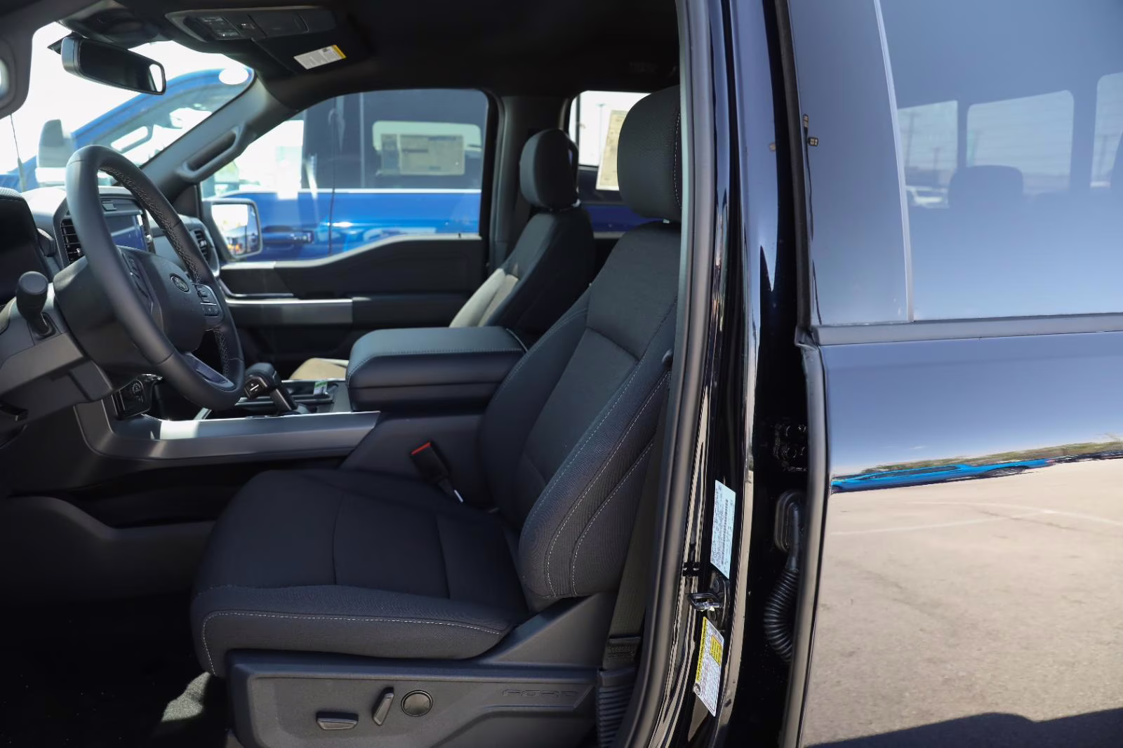 2026 Antimatter Blue Metallic Ford F-150 XLT 4X4 Truck