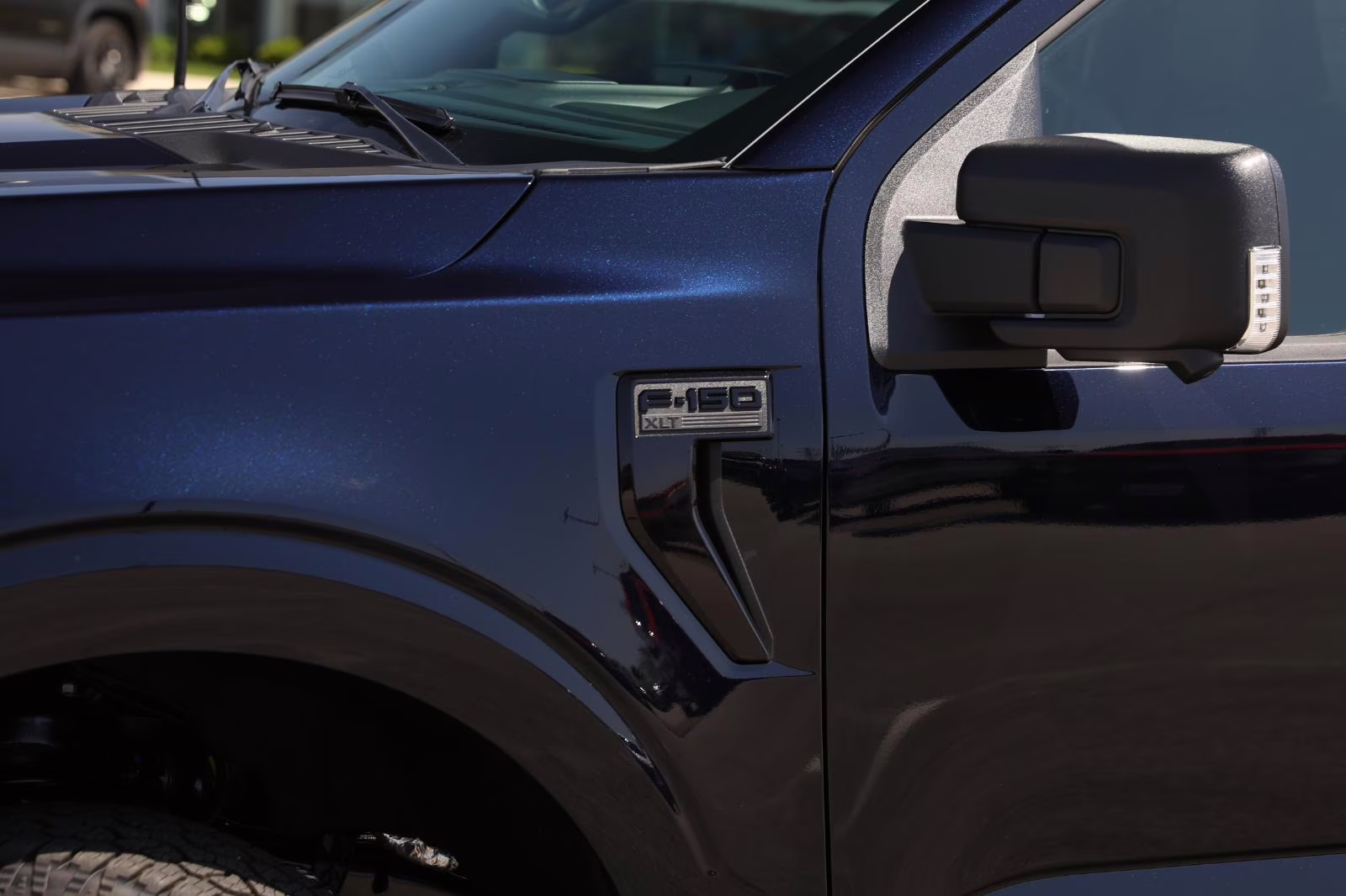 2026 Antimatter Blue Metallic Ford F-150 XLT 4X4 Truck