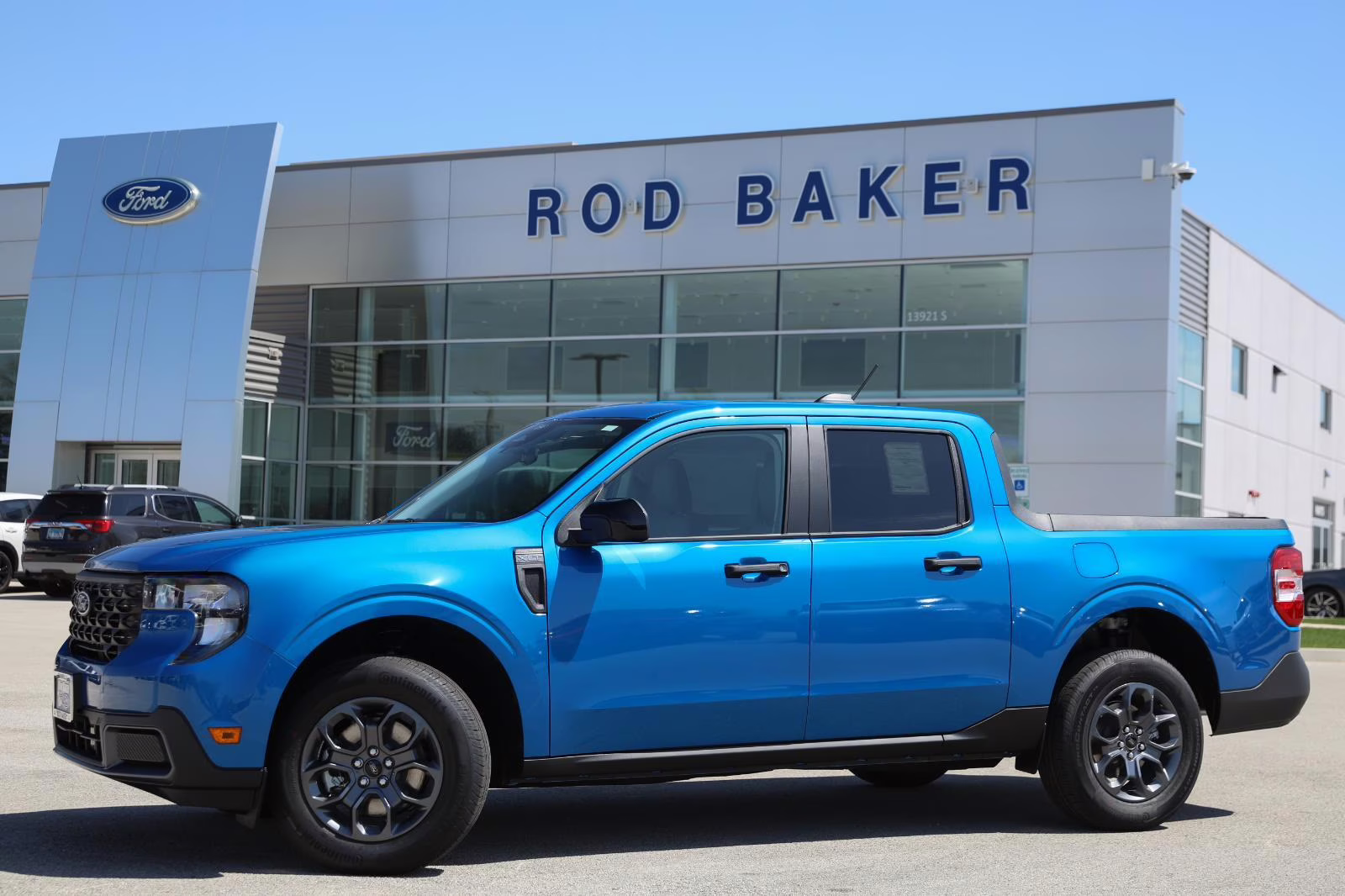 2026 Velocity Blue Ford Maverick XLT AWD Truck
