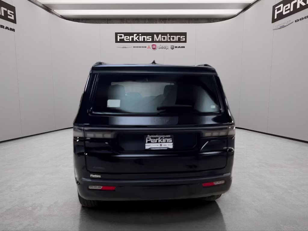 2026 High Gloss Black Jeep Grand Wagoneer Summit Obsidian 4X4 SUV