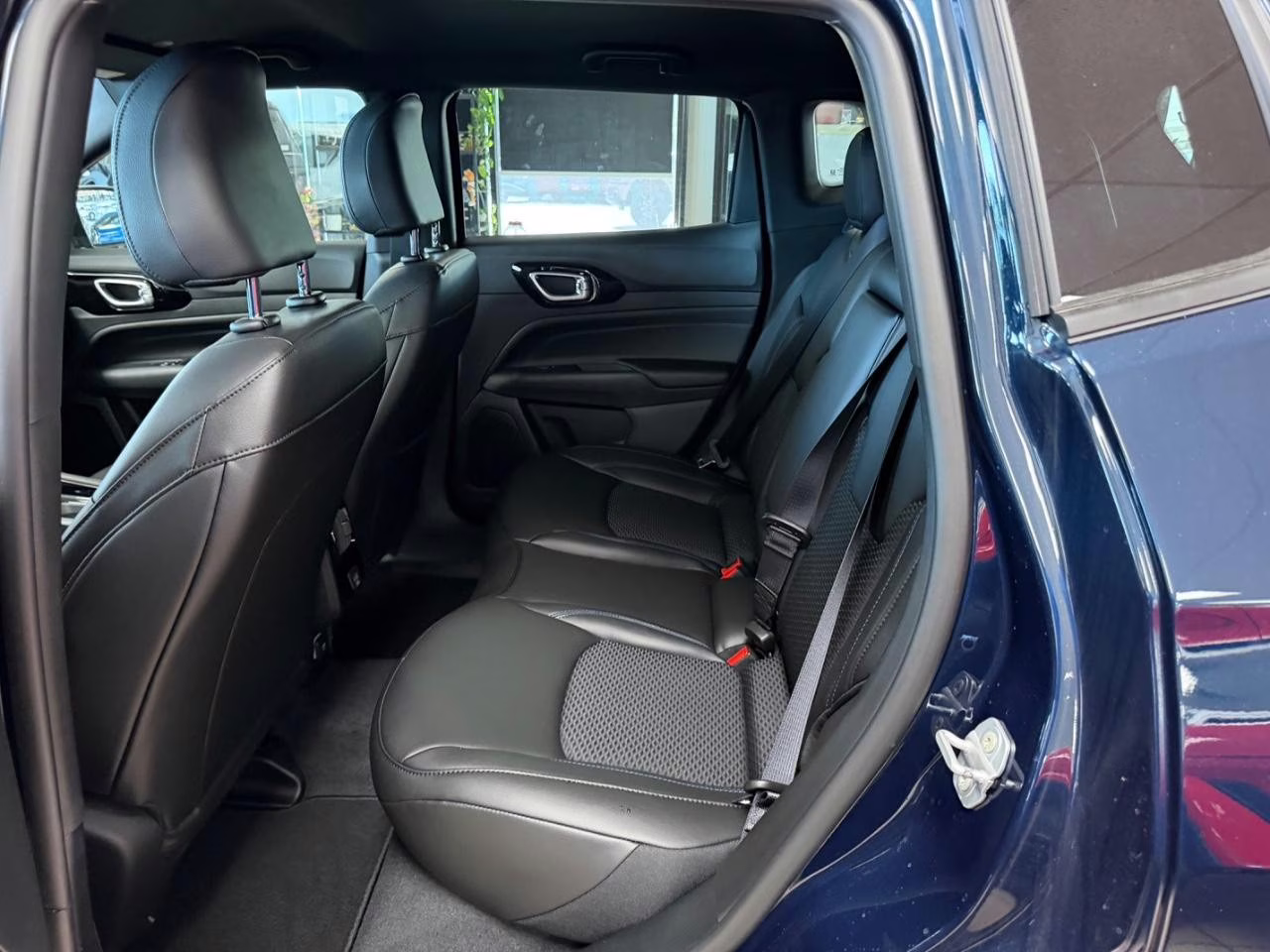 2026 Fathom Blue Pearl Coat Jeep Compass Latitude Altitude 4X4 SUV